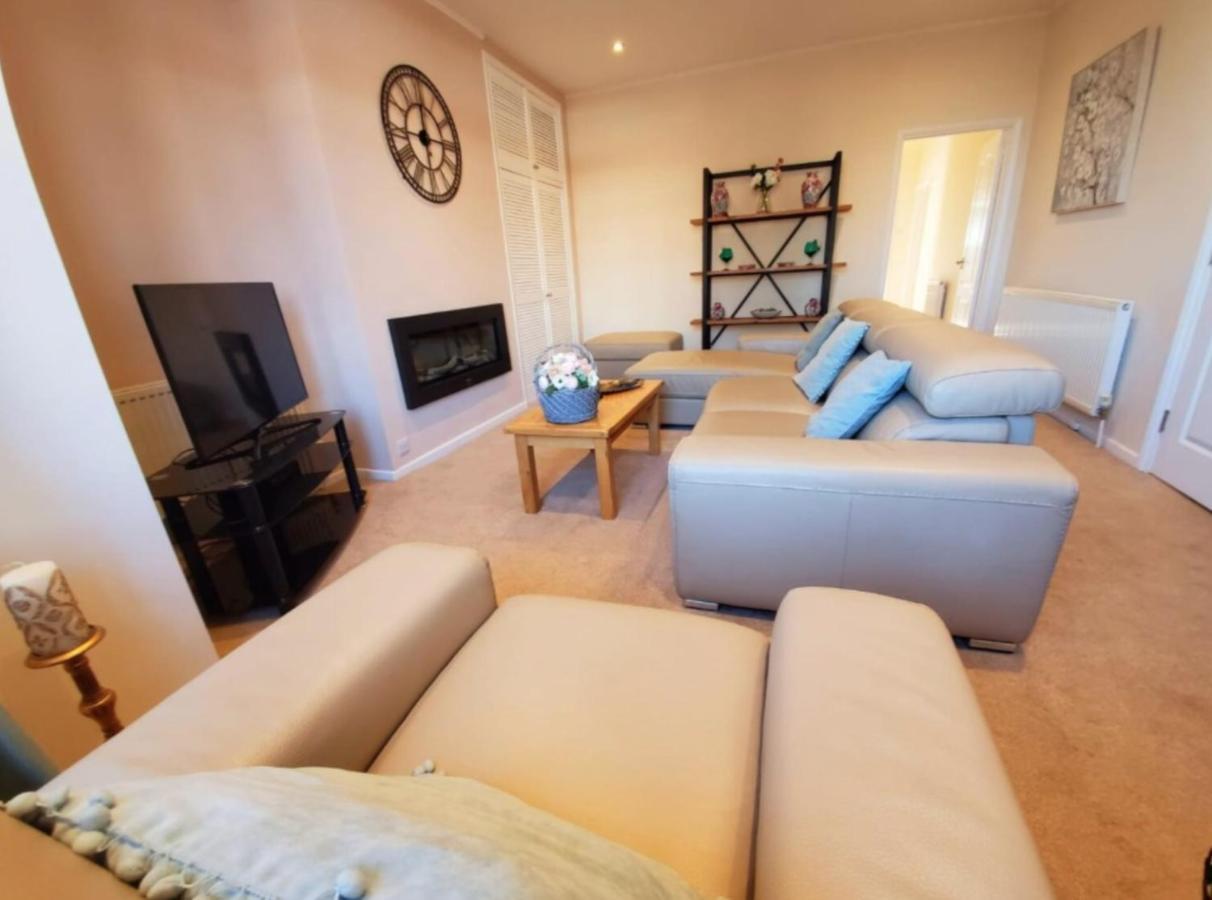 Belle-Vue Apartments Hunstanton Esterno foto
