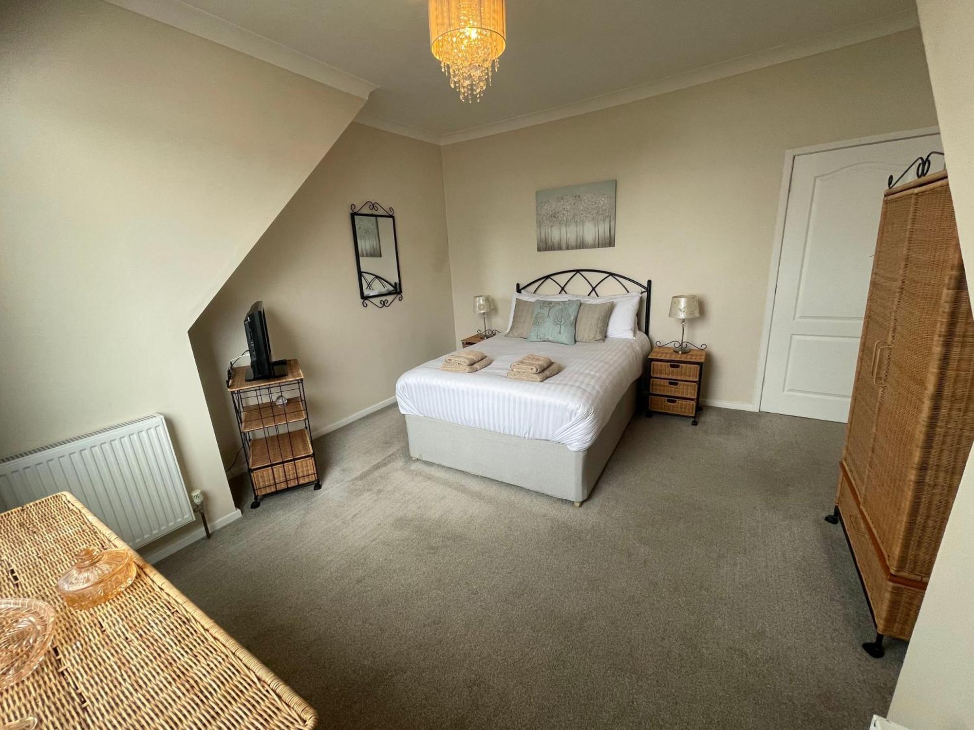 Belle-Vue Apartments Hunstanton Esterno foto